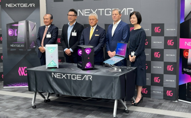 NEXTGEAR 製品発表会レポート 集合写真