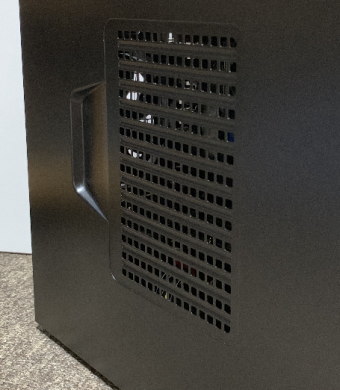 ドスパラ デスクトップPC(ミニタワー)側面の吸気口