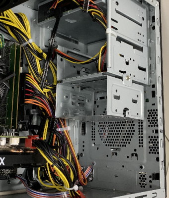 ドスパラ デスクトップPC(ミニタワー)内部前面