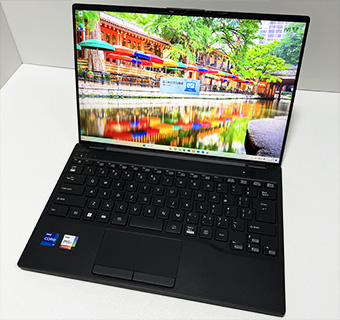 LIFEBOOK UH(WU-X/H1)全景