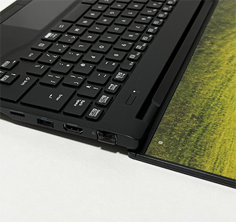 LIFEBOOK UH(WU-X/H1)ヒンジ部