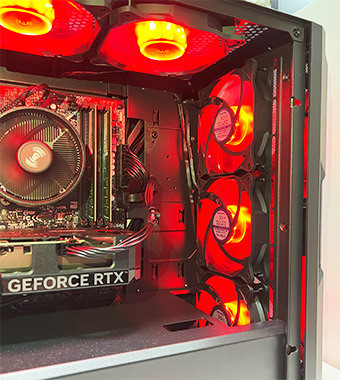 NEXTGEAR(2023)LEDケースファン付き 内部前面