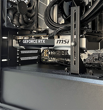 NEXTGEAR JG-A7G6T(GeForce RTX 5060Ti モデル)ビデオカード下、PCIe スロット