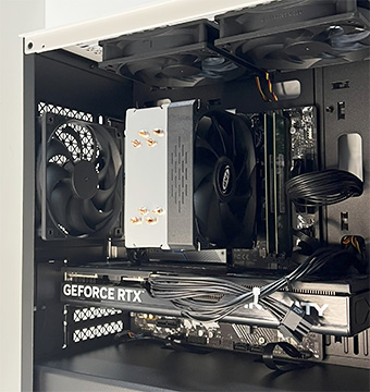 Lightning-G AV-Ti7W(Ryzen7 7700/RTX5060Ti 16GB搭載)CPUと天井ファン周辺